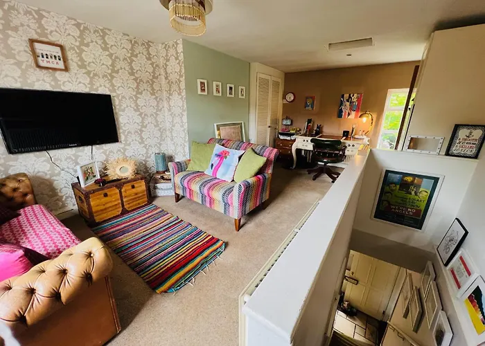 The Little House Homestay Bradford (West Yorkshire)